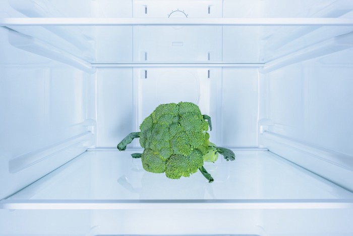 冷蔵庫の中のブロッコリー
