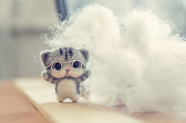 羊毛フェルトの猫のマスコット